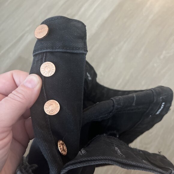 Express Relaxed Straight Low Rise Black Jeans NWT Size 4L Button Fly - Picture 5 of 5